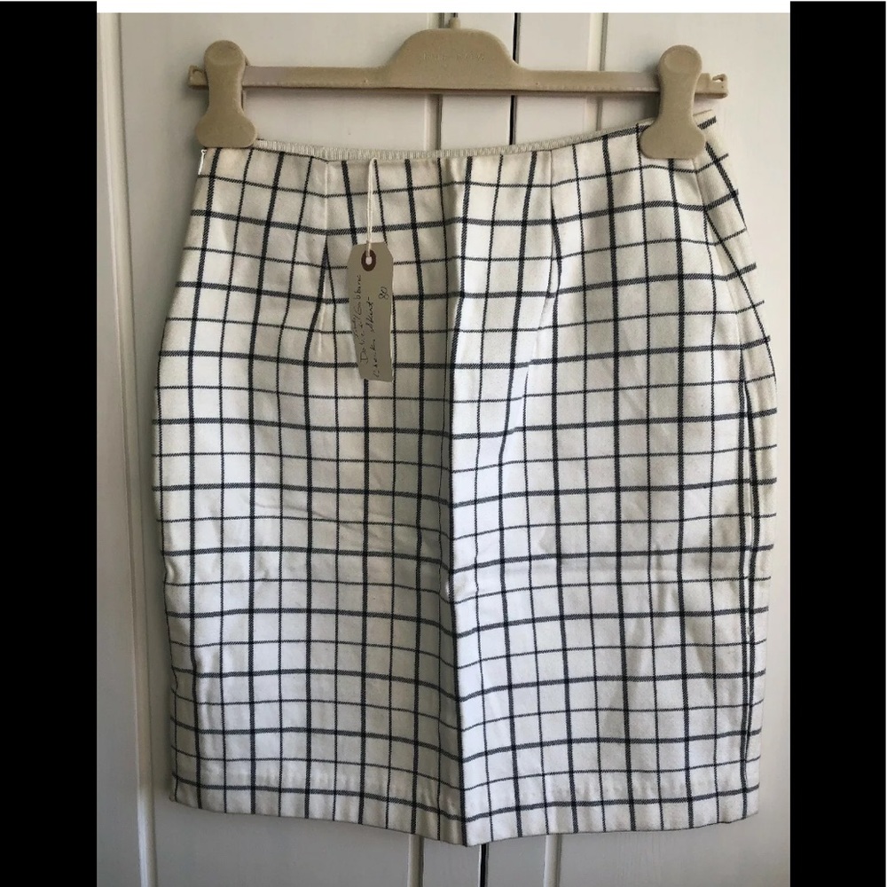 Dolce & Gabbana White Checkered Pencil Wool Skirt
